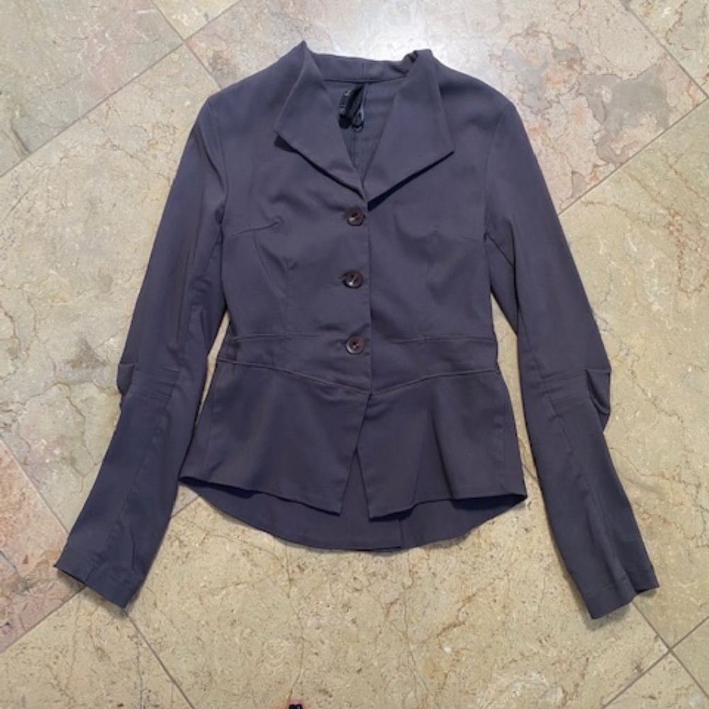 Porto SF Blazer - Like New! - Picture 2 of 7